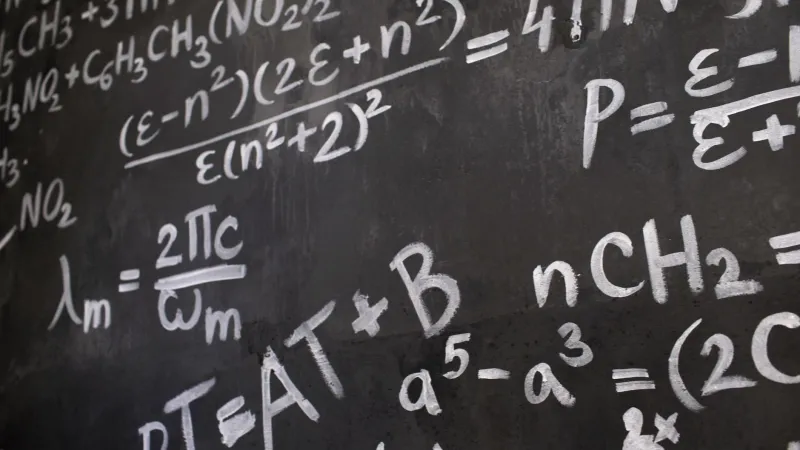 Science Lied to You in High School — Here Are 5 Myths That Are Still Floating Around Classrooms