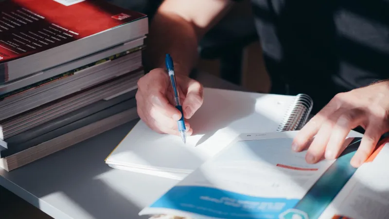 Your Brain Isn't Storing What You Read — Here's the Neuroscience Fix That Changes Everything